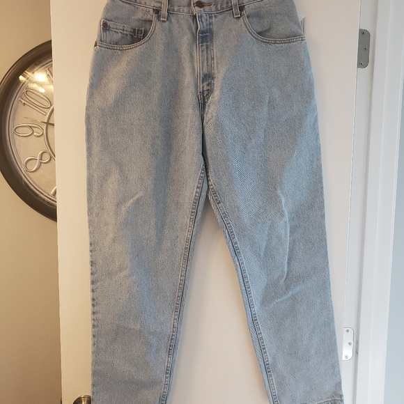 Vintage loose fit Levi's size 34/30 made in USA - Picture 2 of 10